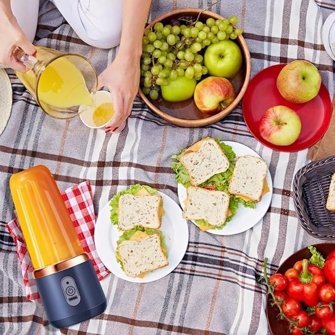 Mini USB Rechargeable Juicer – Blend Anywhere!